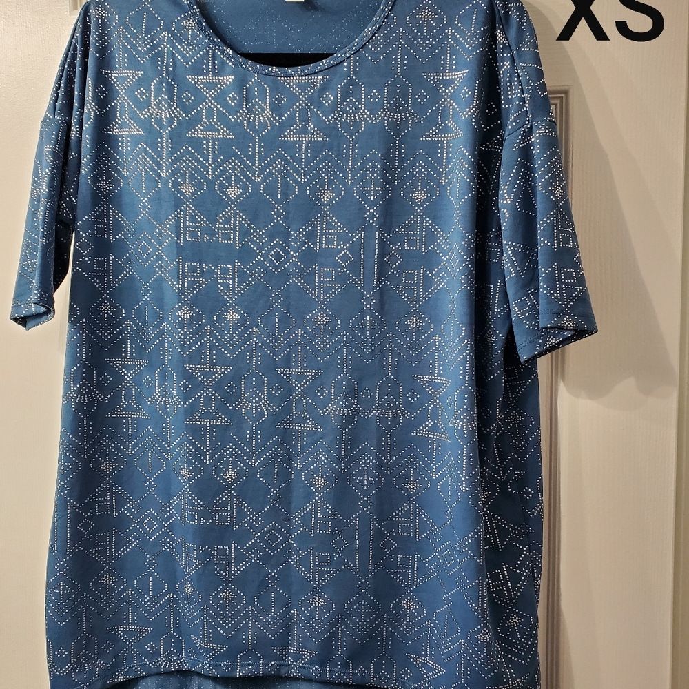 Lularoe Elegant Irma Tunic